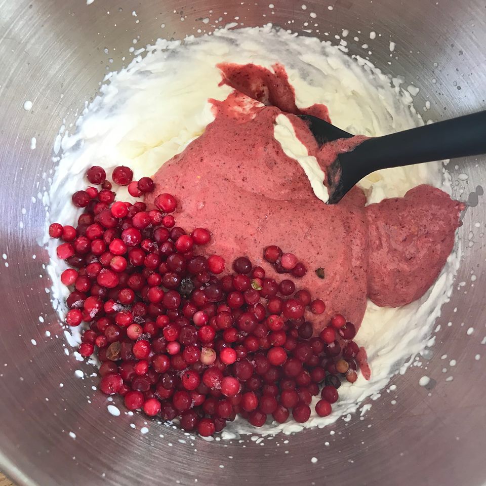 Lingonparfait med dulce de leche